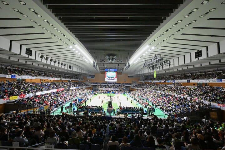 Levanga Hokkaido Basketball Game at Hokkai Kitayell Arena — photo 2