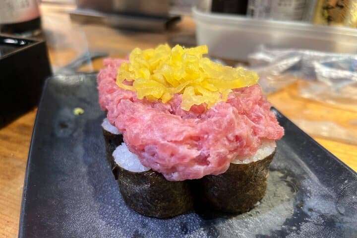 Tokyo: Shinjuku Food Tour (13 Dishes at 4 Local Eateries) — photo 6