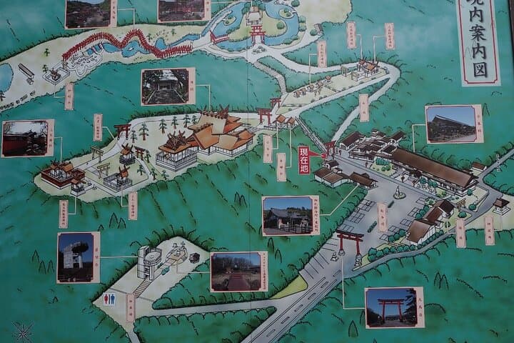 Takayama Inari Shrine & Tsurunomai-hashi bridge Tour — photo 3
