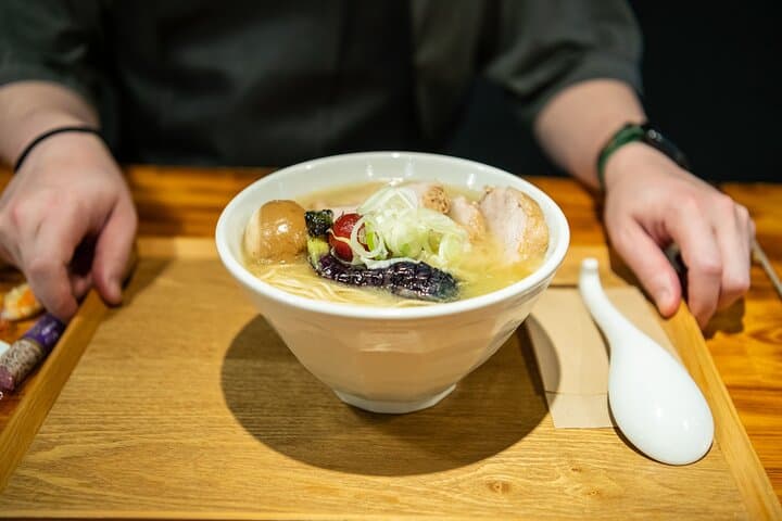 Tokyo Ramen Making for Ramen Enthusiasts with an Instructor — photo 8