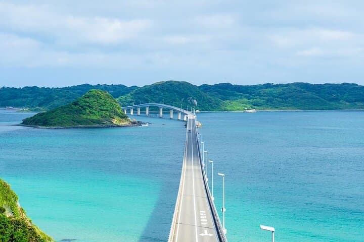 Akiyoshido Cave & Motonosumi Shrine Coastline & Spelunking Tour — photo 9
