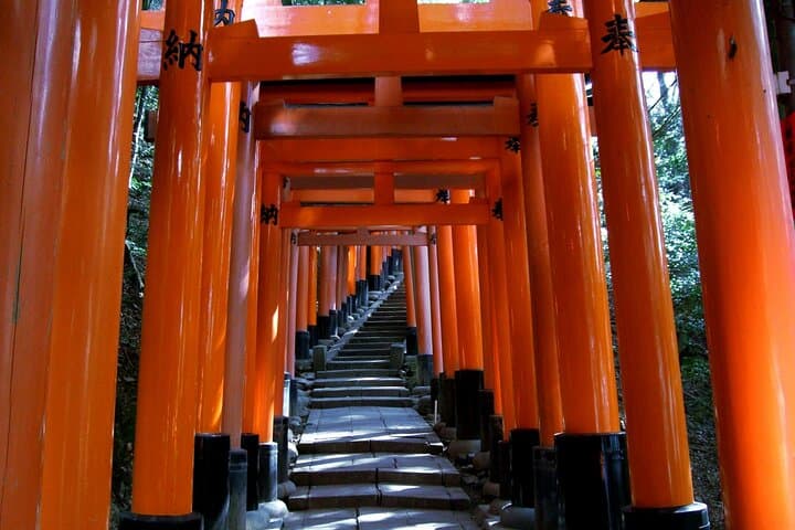 Eastern Kyoto Walking Tour with Local Guide — photo 2