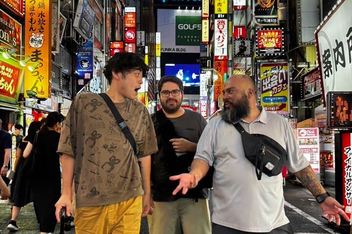 Bar Hopping Tour with a local Guide in Shinjuku — photo 3