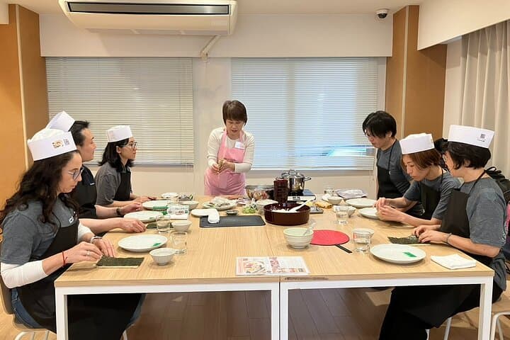 Create Your Own Party Sushi Platter in Tokyo — photo 10