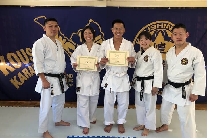 Tokyo Karate Experience (Family Friendly) with Karate Champion — photo 2
