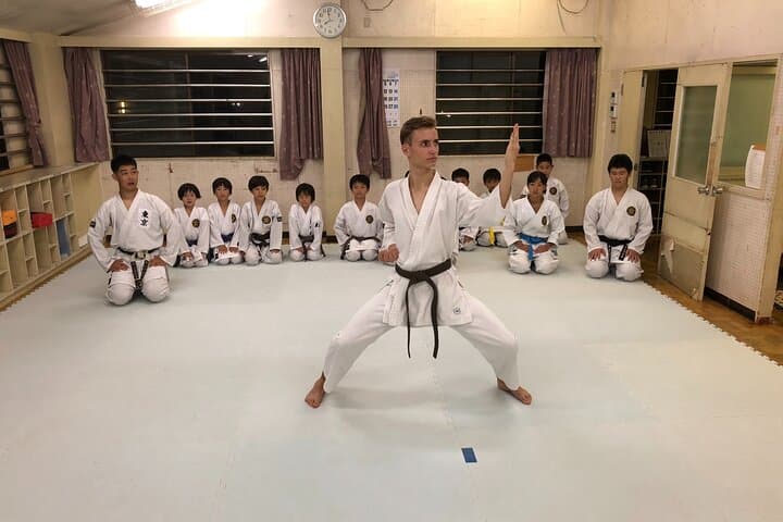 Tokyo Karate Experience (Family Friendly) with Karate Champion — photo 10