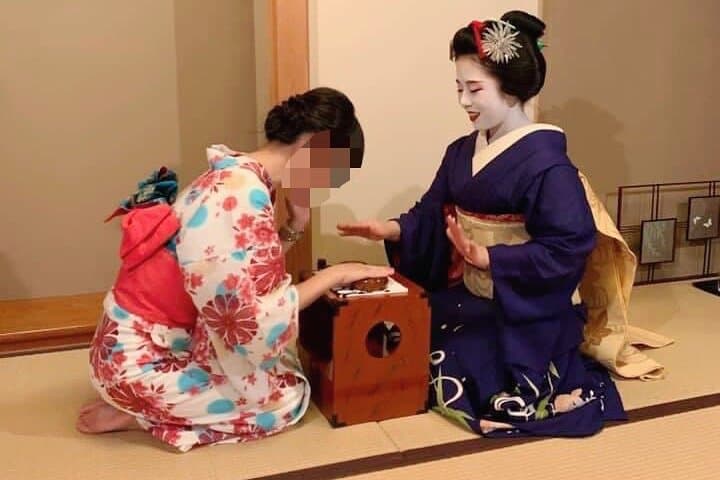 Private Banquet with Maiko and Geiko after Dinner — photo 3
