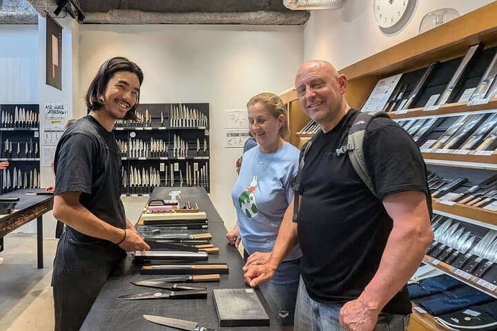 Asakusa: Japanese kitchen knife store visits after history tour — photo 2