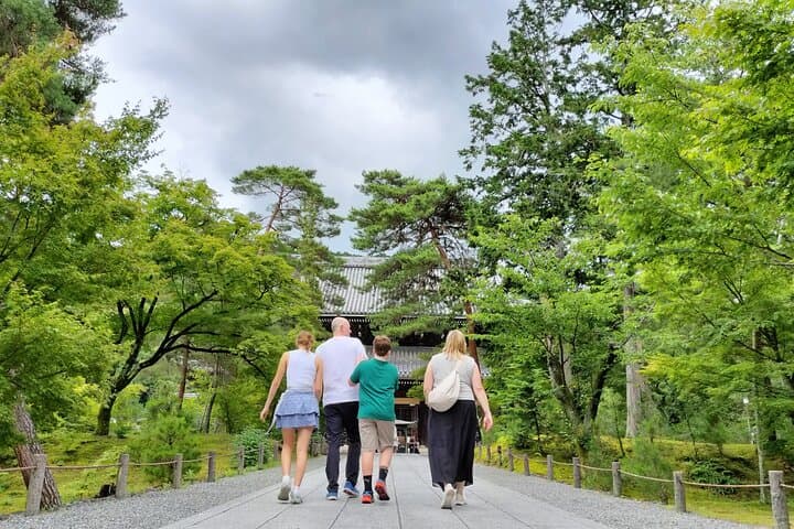 Beyond the Crowds: Scenic Kyoto E-bike Loop with Young Pro Guides — photo 16