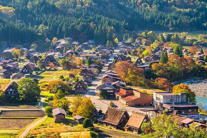 Hida Takayama & Shirakawa-go Gassho Village Day Tour from Nagoya — photo 10