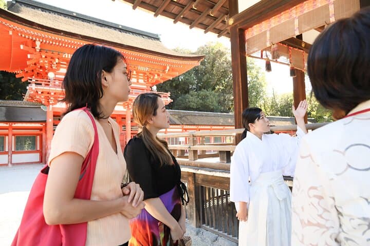 World Heritage Shimogamo Shrine Private Tour — photo 5