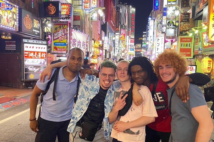 Cultural Private Walking Tour of Shinjuku from Shinjuku — photo 4