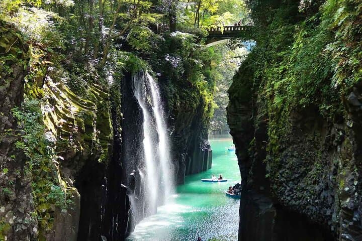 Kyushu Kamishiromi Shrine, Amano Iwato, and Takachiho Gorge Tour — photo 9