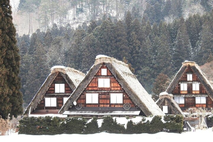 1-Day Shirakawago & Takayama Tour (Round Trip from Kanazawa) — photo 3