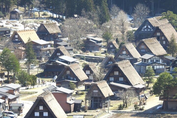 1-Day Shirakawago & Takayama Tour (Round Trip from Kanazawa) — photo 17
