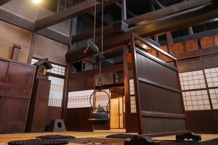 1-Day Shirakawago & Takayama Tour (Round Trip from Kanazawa) — photo 11