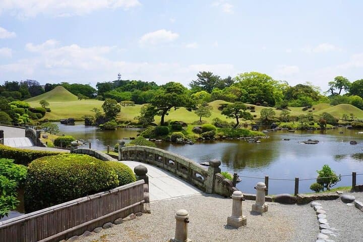 Kumamoto Castle Kusasenrigahama and Mount Aso tour from Fukuoka — photo 3