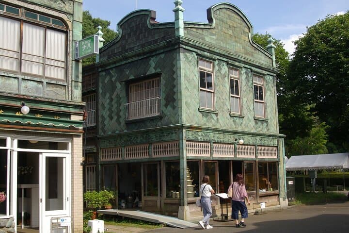 Tokyo's Oldest Sake Brewery and jump into historic town — photo 17