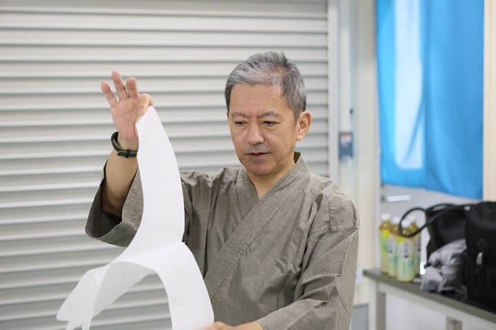 Kyoto Gold Leaf Fan Workshop with a Master Craftsman — photo 9