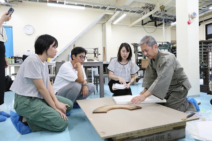 Kyoto Gold Leaf Fan Workshop with a Master Craftsman — photo 3
