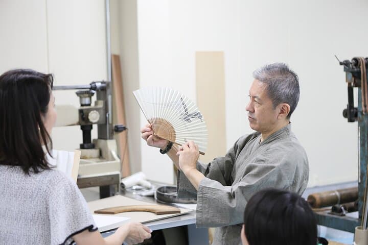Kyoto Gold Leaf Fan Workshop with a Master Craftsman — photo 2