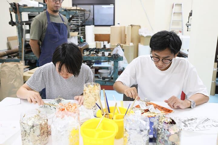 Kyoto Gold Leaf Fan Workshop with a Master Craftsman — photo 13