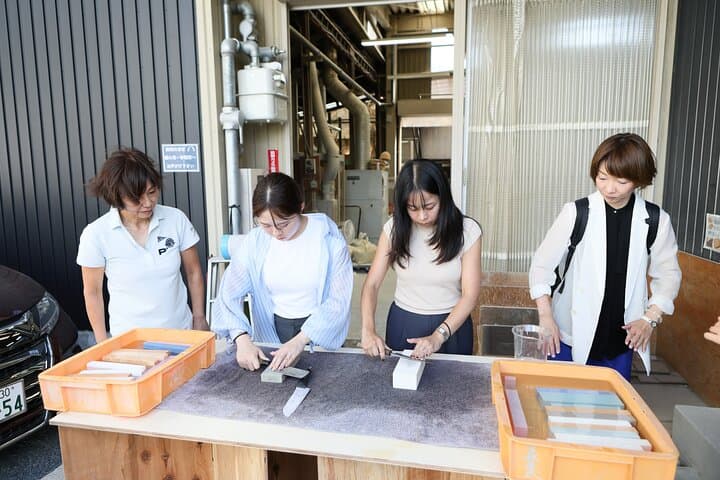 Whetstones Factory Tour and Knife Sharpening Experience — photo 11