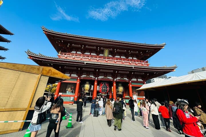 Tokyo: Asakusa Traditional Candy Sculpture making experience — photo 3
