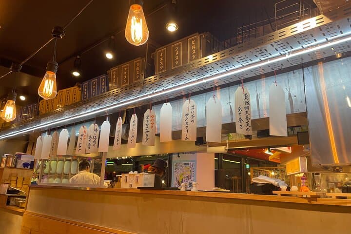 Tokyo: Asakusa Japanese Izakaya bar hopping tour — photo 5