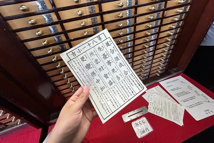 Tokyo: Kimono Experience -Photoshoot at Asakusa temple — photo 9