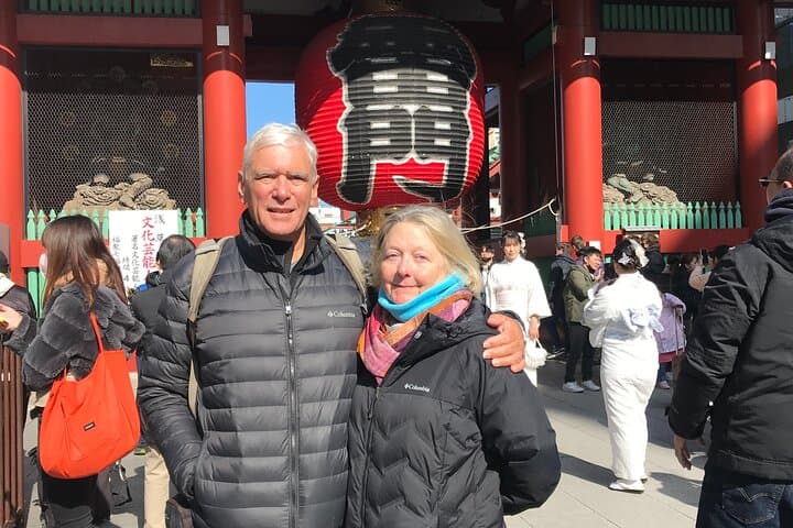 Tokyo 7hr Private Guided Tour and Night Out Variety Act Show — photo 18