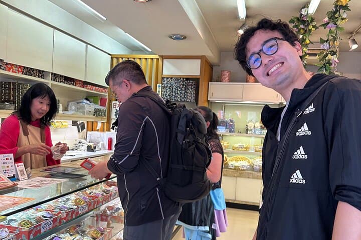 Chill Out in Tokyo: Personalized Private Tours with Local Friends — photo 10