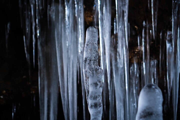 Bamboo Ice Cave Snowshoeing Tour in Noboribetsu — photo 9