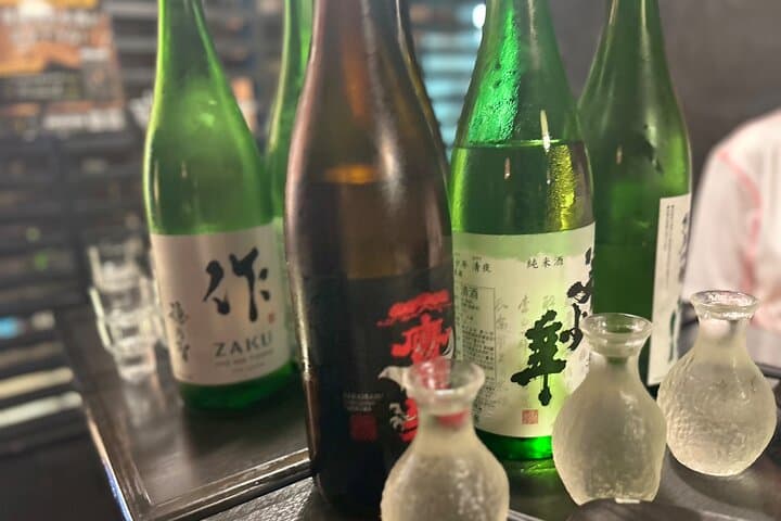 Tokyo Shinjuku Food & Backstreet Culture Tour: 15 Dishes+3 Drinks — photo 3