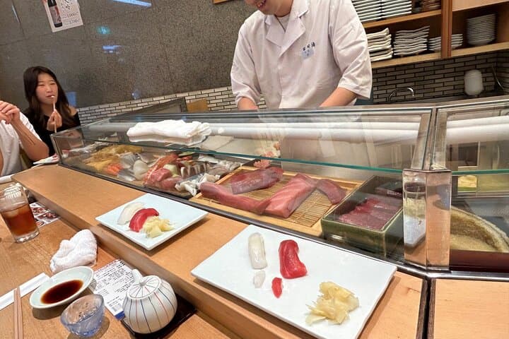 Tokyo Tsukiji Fish Market Tour: 15 Stops & Walk Local Street — photo 10