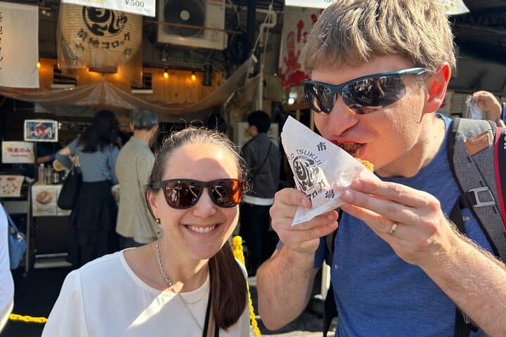 Tokyo Tsukiji Fish Market Tour: 15 Stops & Walk Local Street — photo 19