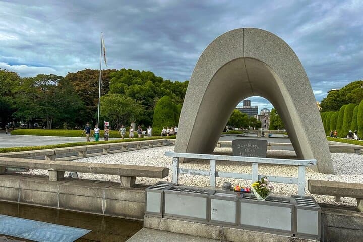 Hiroshima & Miyajima by Bullet Train from Tokyo — photo 13