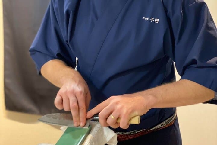 Beginner friendly Knife sharpening and fitting handle workshop — photo 3