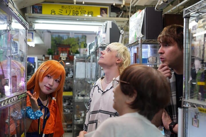 Explore Akihabara Subculture with a Guide and Cosplayer — photo 3