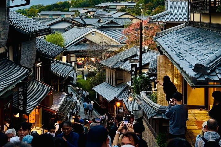 Private Kyoto Customizable Day Tour with English Speaking Driver — photo 4