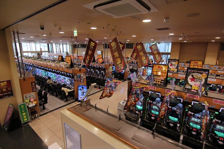 Tokyo Kanamachi Pachinko Experience — photo 9