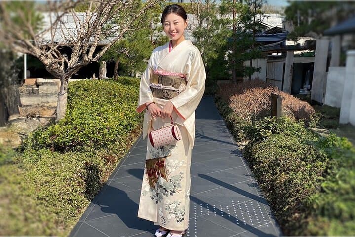 Kimono Rental Service near Kiyomizudera Temple — photo 6
