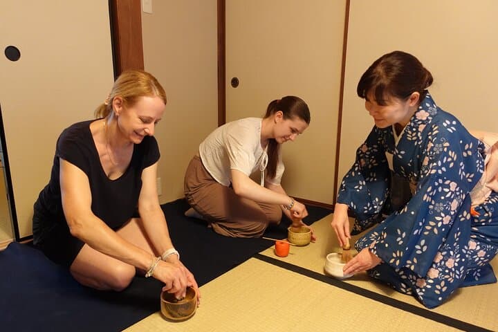 Tea Ceremony Experience in Traditional Kyoto Townhouse — photo 2