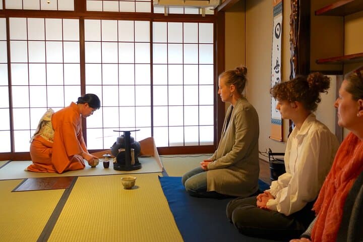 Tea Ceremony Experience in Traditional Kyoto Townhouse — photo 8