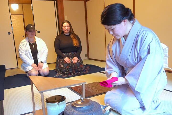 Tea Ceremony Experience in Traditional Kyoto Townhouse — photo 3