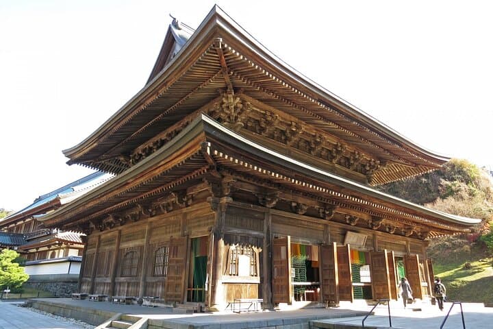 Private Enoshima and Kamakura Custom Walking Tour — photo 12