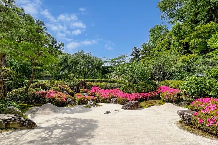 Private Enoshima and Kamakura Custom Walking Tour — photo 14