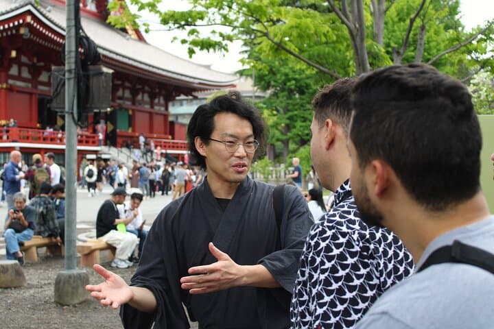 Tokyo: Asakusa Walking Tour & Comedy Night — photo 2