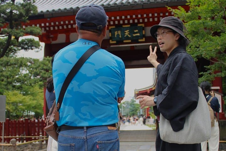 Tokyo: Asakusa Walking Tour & Comedy Night — photo 10