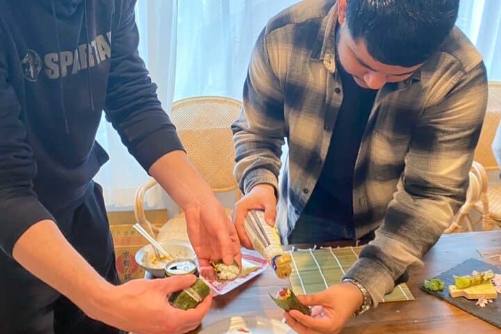 Osaka Sushi Cooking Class "Learn here and make it at home" — photo 3
